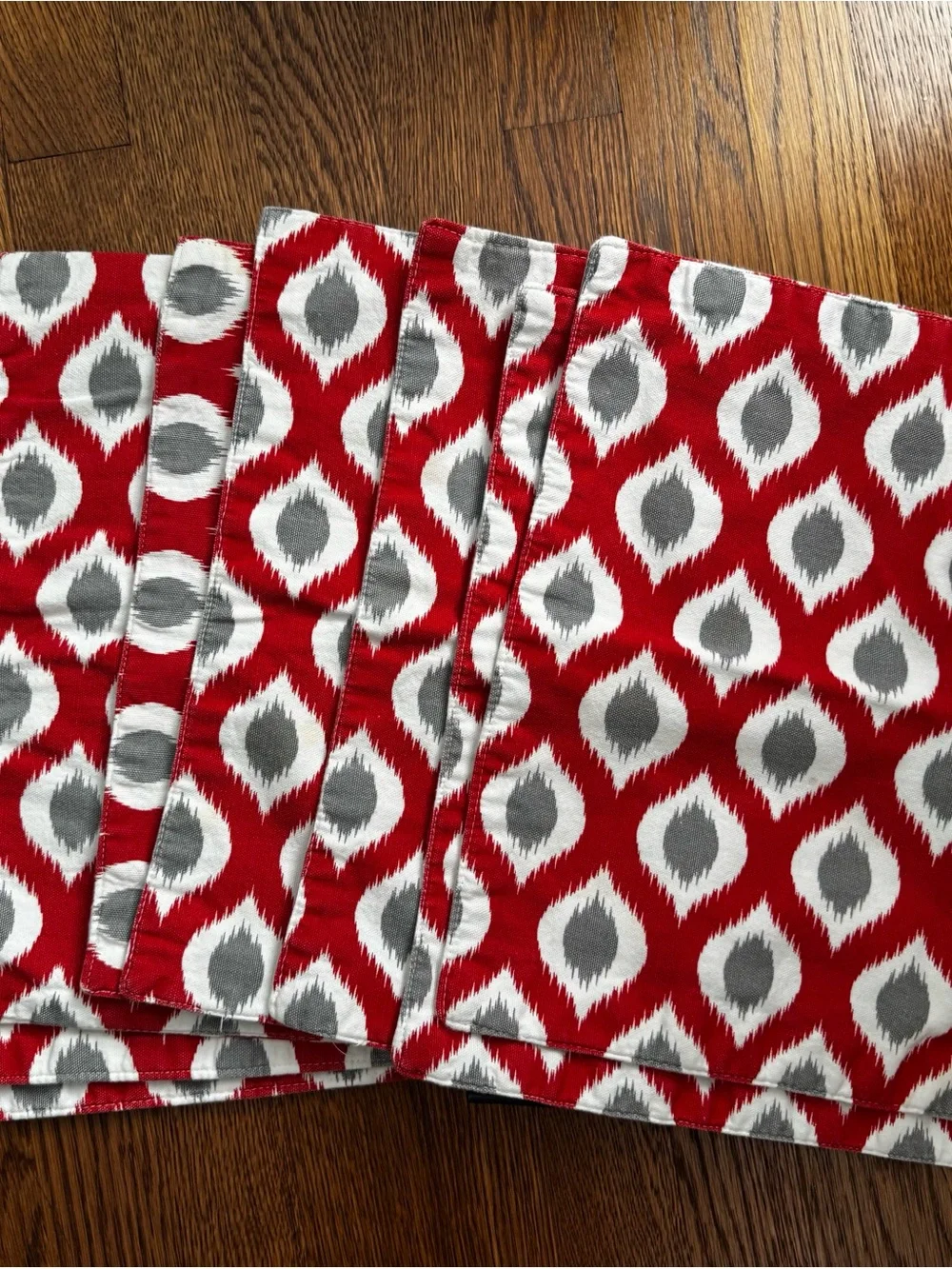 Red & Gray Geometric Placemats - Set of 8